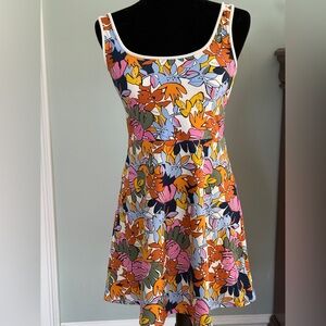 Floral Scoop-Neck Sleeveless A-Line Dress in Multi